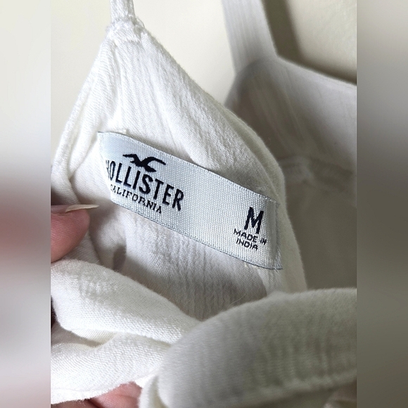 Women's Hollister Open Tie Back Romper, Size Medium - Picture 4 of 4